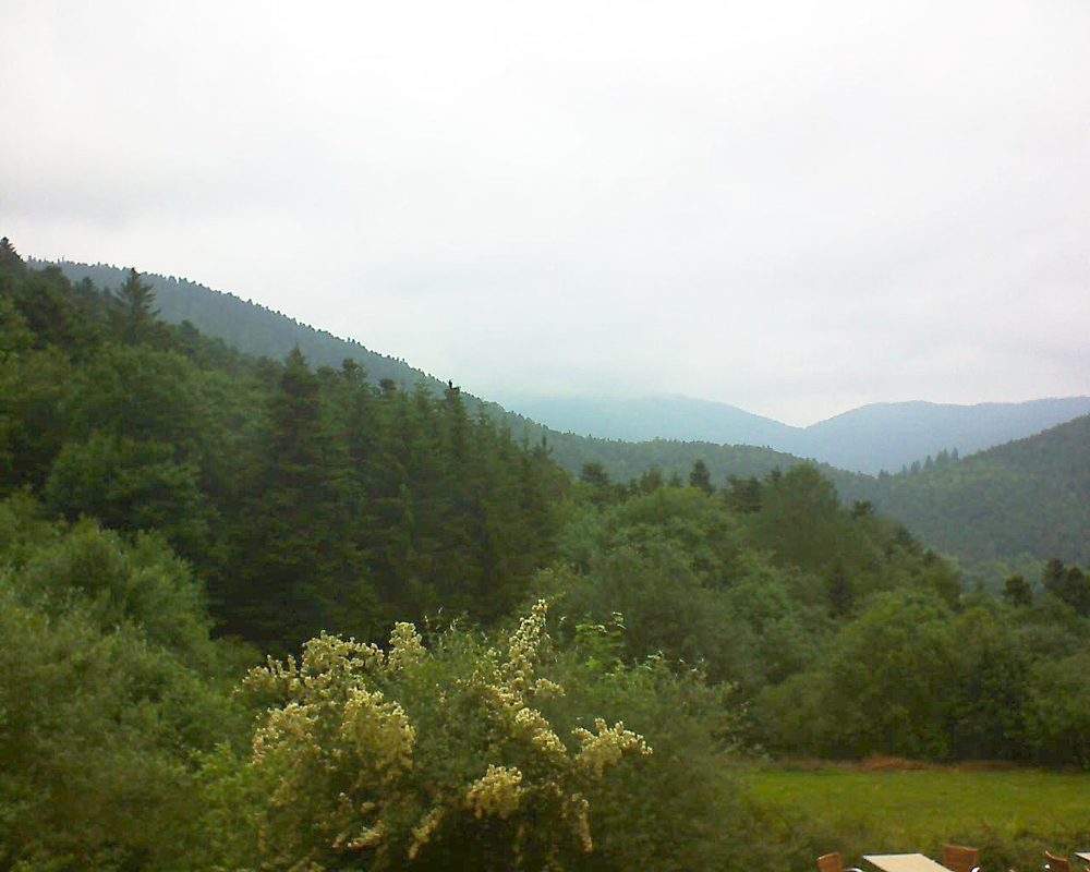 Le petit ballon vu depuis le Domaine Langmatt à Murbach le 22.06.2019 à 13:15 Le petit ballon (Alsace, Vosges) le 22.06.2019 à 13:15