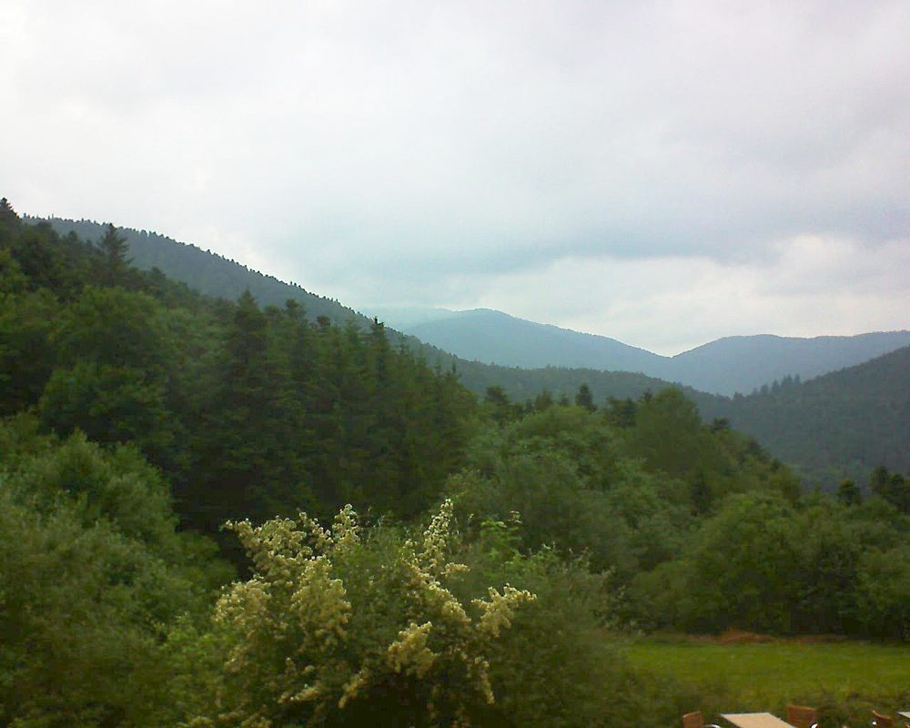 Le petit ballon vu depuis le Domaine Langmatt à Murbach le 22.06.2019 à 17:45 Le petit ballon (Alsace, Vosges) le 22.06.2019 à 17:45