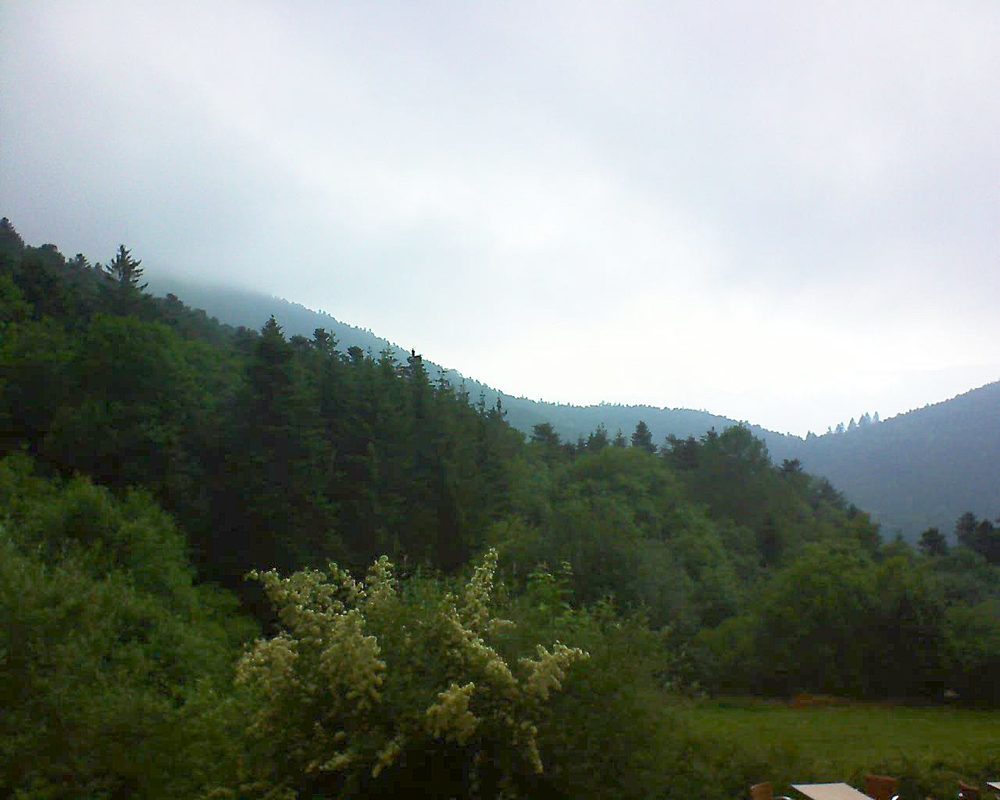 Le petit ballon vu depuis le Domaine Langmatt à Murbach le 22.06.2019 à 19:00 Le petit ballon (Alsace, Vosges) le 22.06.2019 à 19:00