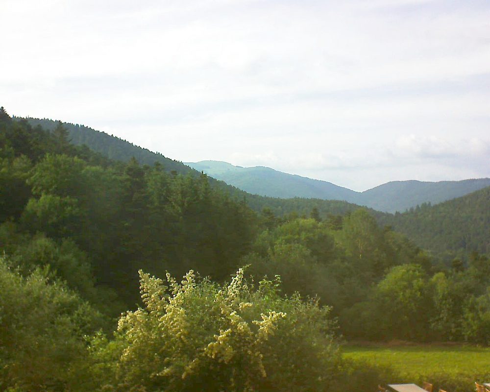 Le petit ballon vu depuis le Domaine Langmatt à Murbach le 23.06.2019 à 18:30 Le petit ballon (Alsace, Vosges) le 23.06.2019 à 18:30