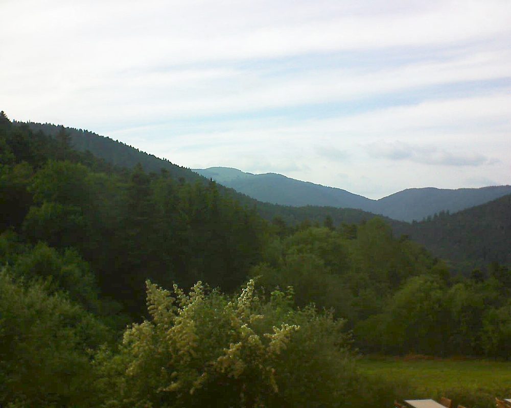 Le petit ballon vu depuis le Domaine Langmatt à Murbach le 23.06.2019 à 18:45 Le petit ballon (Alsace, Vosges) le 23.06.2019 à 18:45