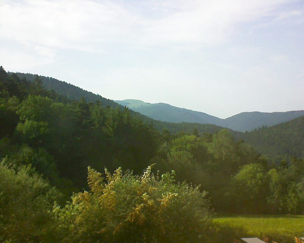 Le petit ballon vu depuis le Domaine Langmatt à Murbach le 25.06.2019 à 18:30 Le petit ballon (Alsace, Vosges) le 25.06.2019 à 18:30