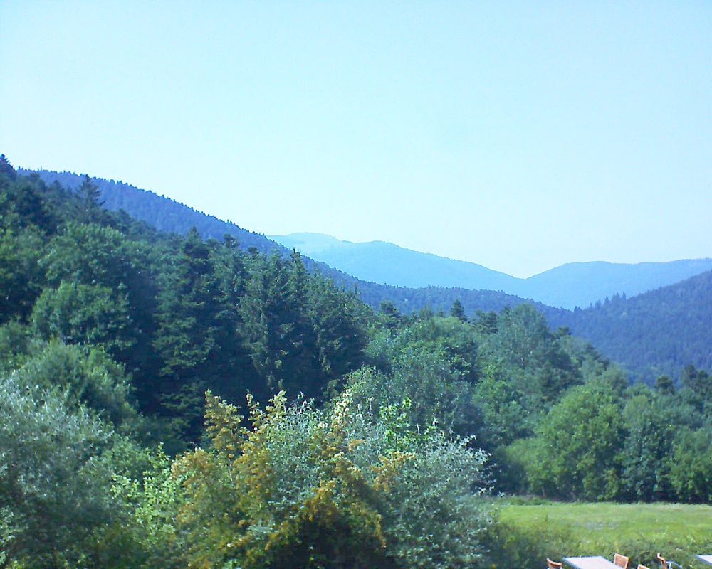 Le petit ballon vu depuis le Domaine Langmatt à Murbach le 27.06.2019 à 16:00 Le petit ballon (Alsace, Vosges) le 27.06.2019 à 16:00