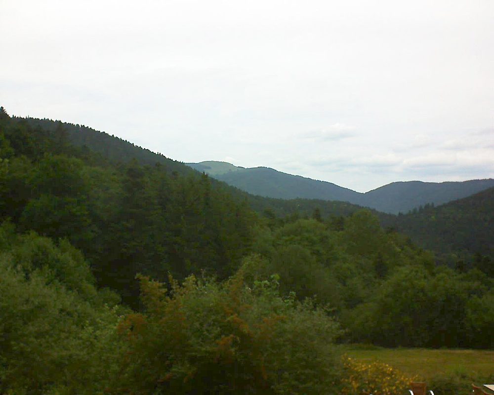 Le petit ballon vu depuis le Domaine Langmatt à Murbach le 06.07.2019 à 15:00 Le petit ballon (Alsace, Vosges) le 06.07.2019 à 15:00