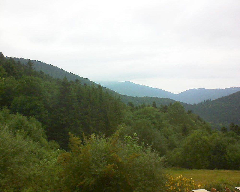 Le petit ballon vu depuis le Domaine Langmatt à Murbach le 08.07.2019 à 10:45 Le petit ballon (Alsace, Vosges) le 08.07.2019 à 10:45