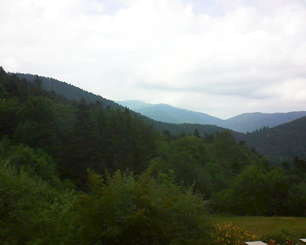 Le petit ballon vu depuis le Domaine Langmatt à Murbach le 08.07.2019 à 17:00 Le petit ballon (Alsace, Vosges) le 08.07.2019 à 17:00