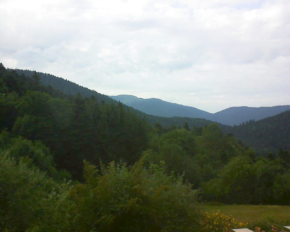 Le petit ballon vu depuis le Domaine Langmatt à Murbach le 08.07.2019 à 19:00 Le petit ballon (Alsace, Vosges) le 08.07.2019 à 19:00