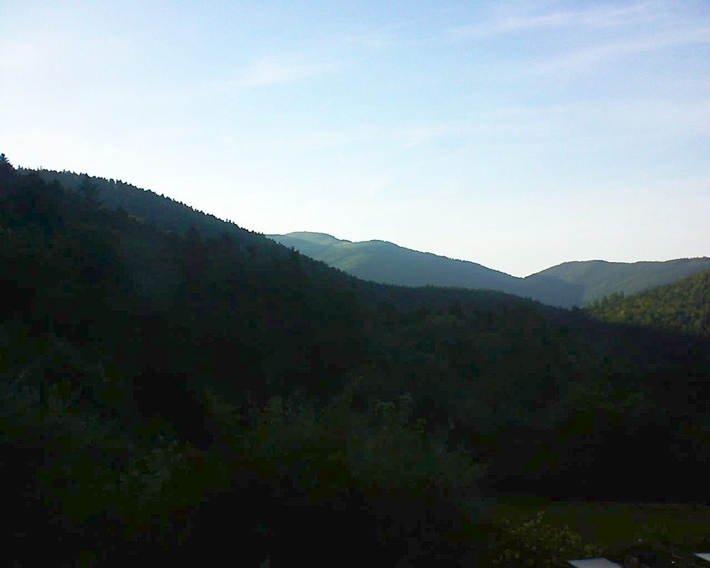 Le petit ballon vu depuis le Domaine Langmatt à Murbach le 09.07.2019 à 20:00 Le petit ballon (Alsace, Vosges) le 09.07.2019 à 20:00