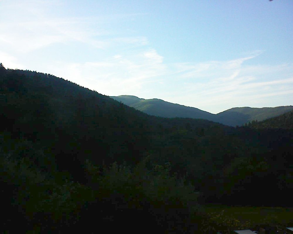 Le petit ballon vu depuis le Domaine Langmatt à Murbach le 10.07.2019 à 20:15 Le petit ballon (Alsace, Vosges) le 10.07.2019 à 20:15