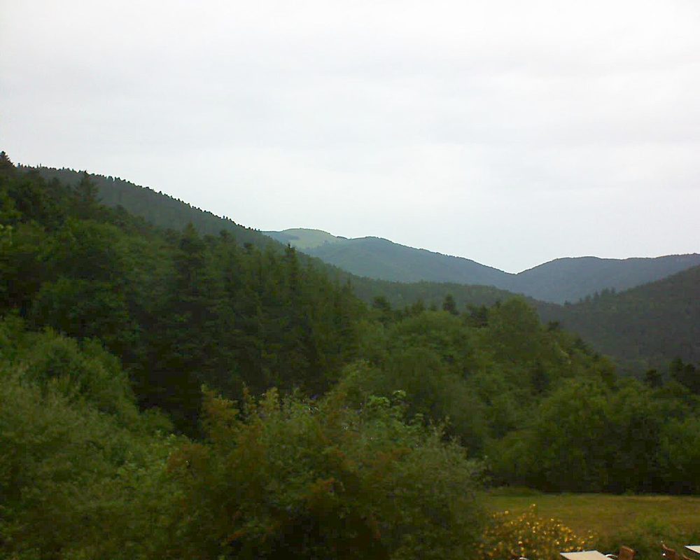 Le petit ballon vu depuis le Domaine Langmatt à Murbach le 11.07.2019 à 10:45 Le petit ballon (Alsace, Vosges) le 11.07.2019 à 10:45