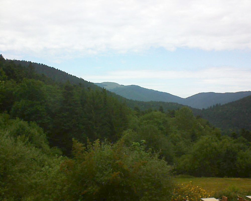 Le petit ballon vu depuis le Domaine Langmatt à Murbach le 11.07.2019 à 16:00 Le petit ballon (Alsace, Vosges) le 11.07.2019 à 16:00