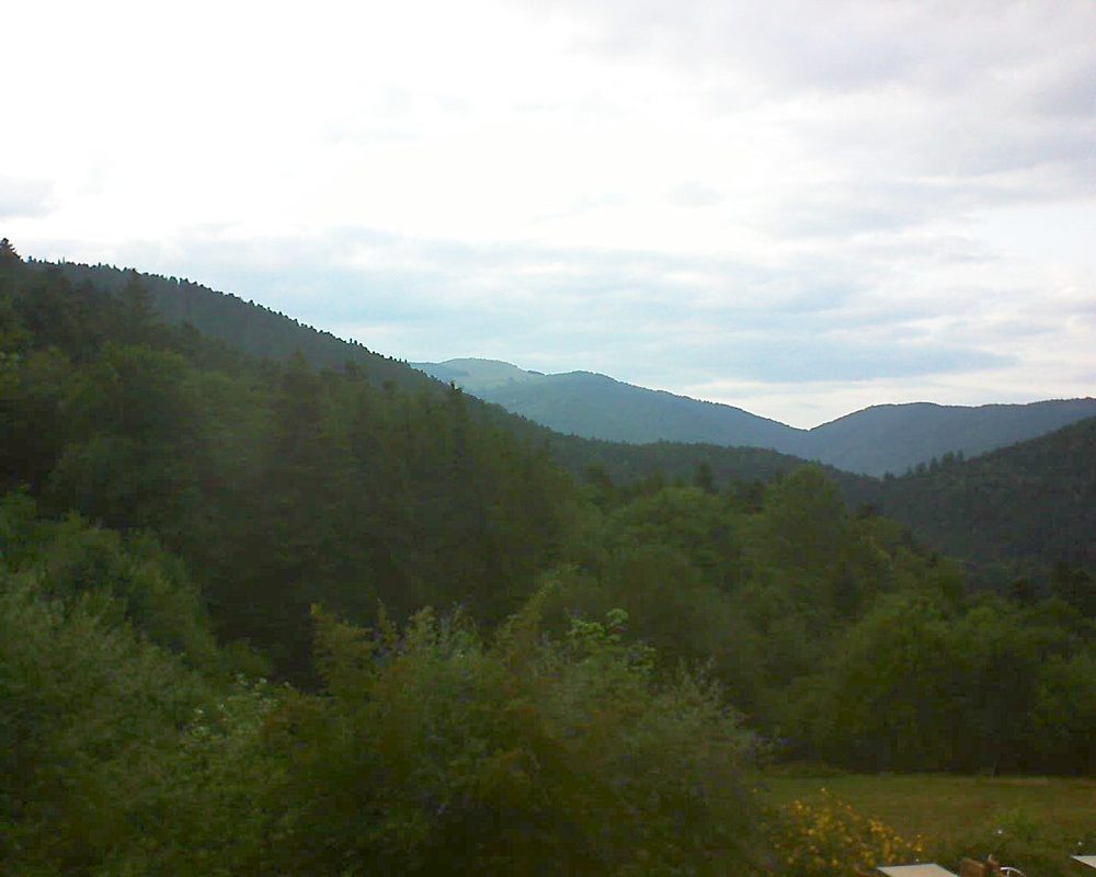Le petit ballon vu depuis le Domaine Langmatt à Murbach le 13.07.2019 à 20:15 Le petit ballon (Alsace, Vosges) le 13.07.2019 à 20:15