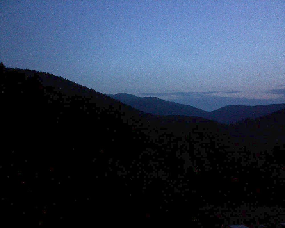 Le petit ballon vu depuis le Domaine Langmatt à Murbach le 14.07.2019 à 05:15 Le petit ballon (Alsace, Vosges) le 14.07.2019 à 05:15