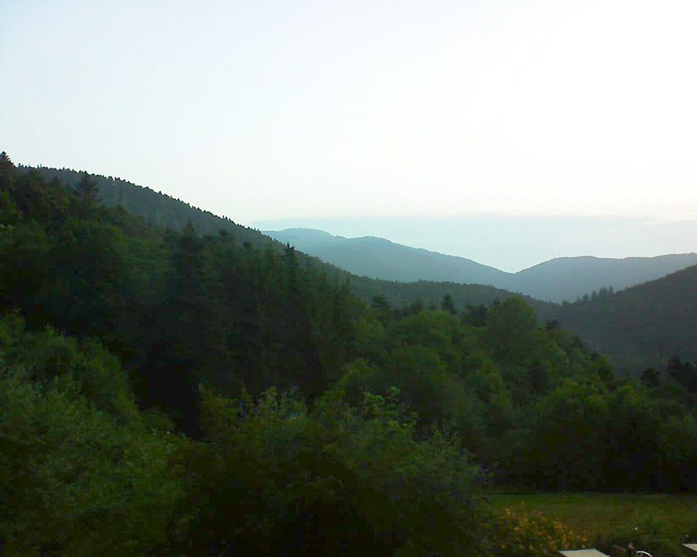 Le petit ballon vu depuis le Domaine Langmatt à Murbach le 14.07.2019 à 06:15 Le petit ballon (Alsace, Vosges) le 14.07.2019 à 06:15