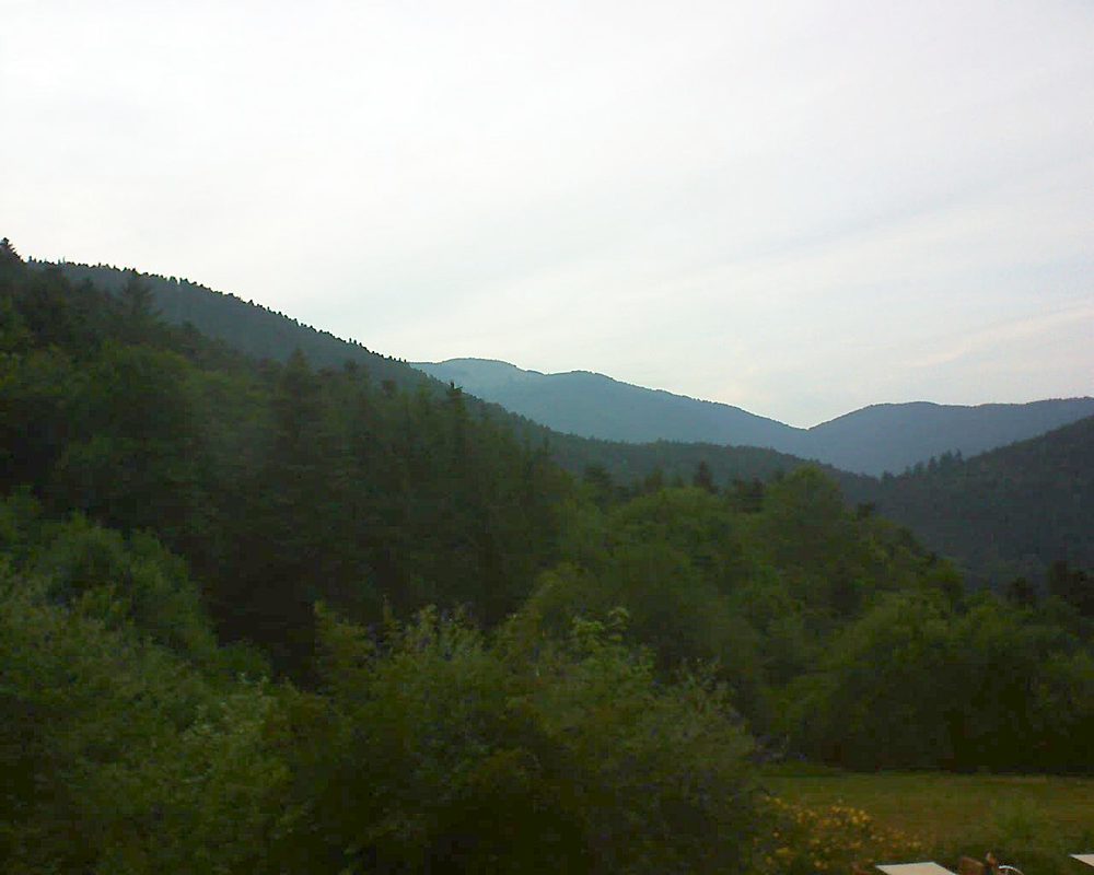 Le petit ballon vu depuis le Domaine Langmatt à Murbach le 17.07.2019 à 20:45 Le petit ballon (Alsace, Vosges) le 17.07.2019 à 20:45
