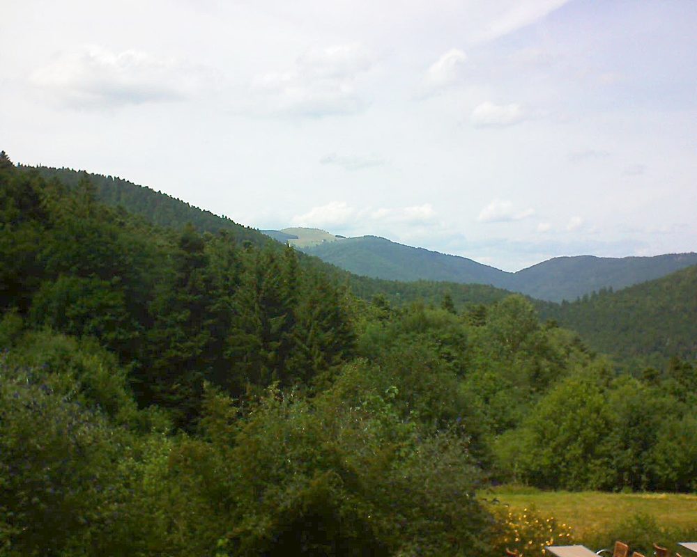Le petit ballon vu depuis le Domaine Langmatt à Murbach le 22.07.2019 à 15:00 Le petit ballon (Alsace, Vosges) le 22.07.2019 à 15:00