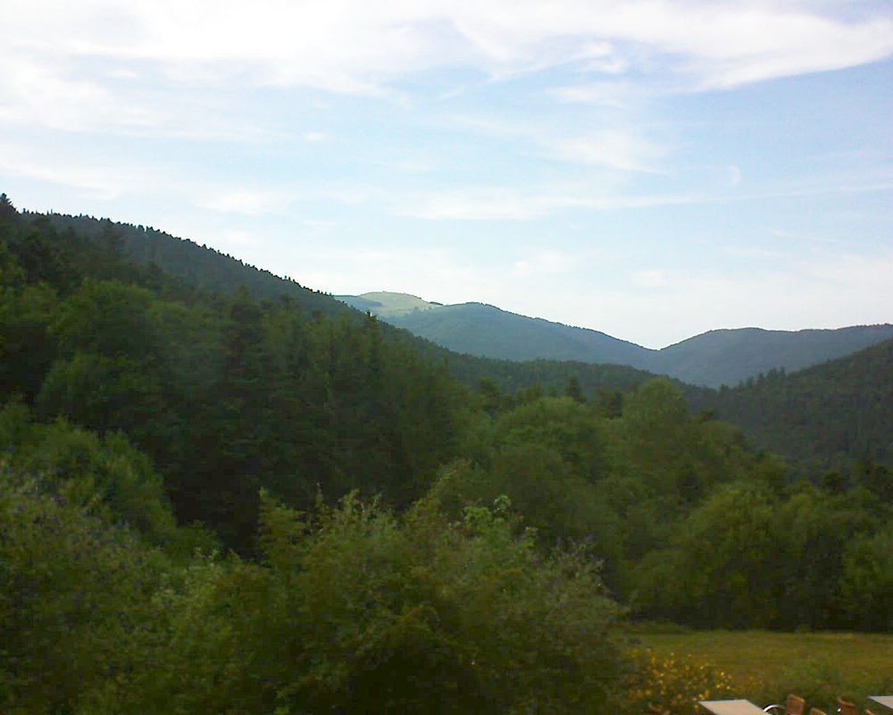 Le petit ballon vu depuis le Domaine Langmatt à Murbach le 22.07.2019 à 18:45 Le petit ballon (Alsace, Vosges) le 22.07.2019 à 18:45