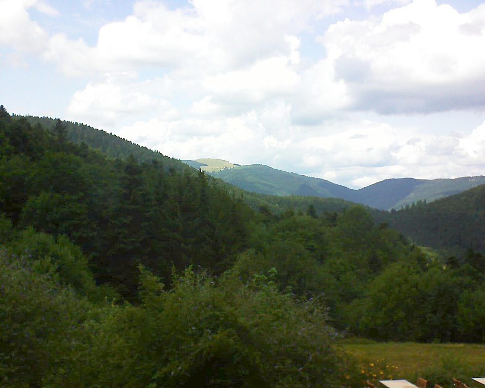 Le petit ballon vu depuis le Domaine Langmatt à Murbach le 27.07.2019 à 15:15 Le petit ballon (Alsace, Vosges) le 27.07.2019 à 15:15