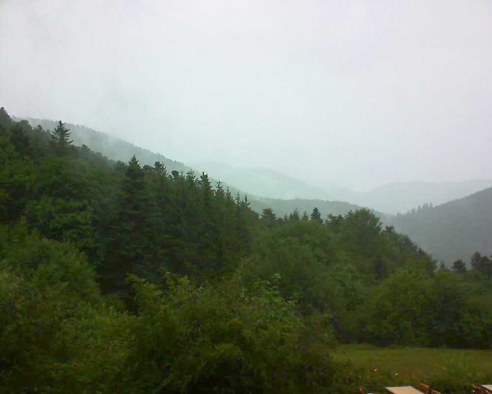 Le petit ballon vu depuis le Domaine Langmatt à Murbach le 07.08.2019 à 12:15 Le petit ballon (Alsace, Vosges) le 07.08.2019 à 12:15