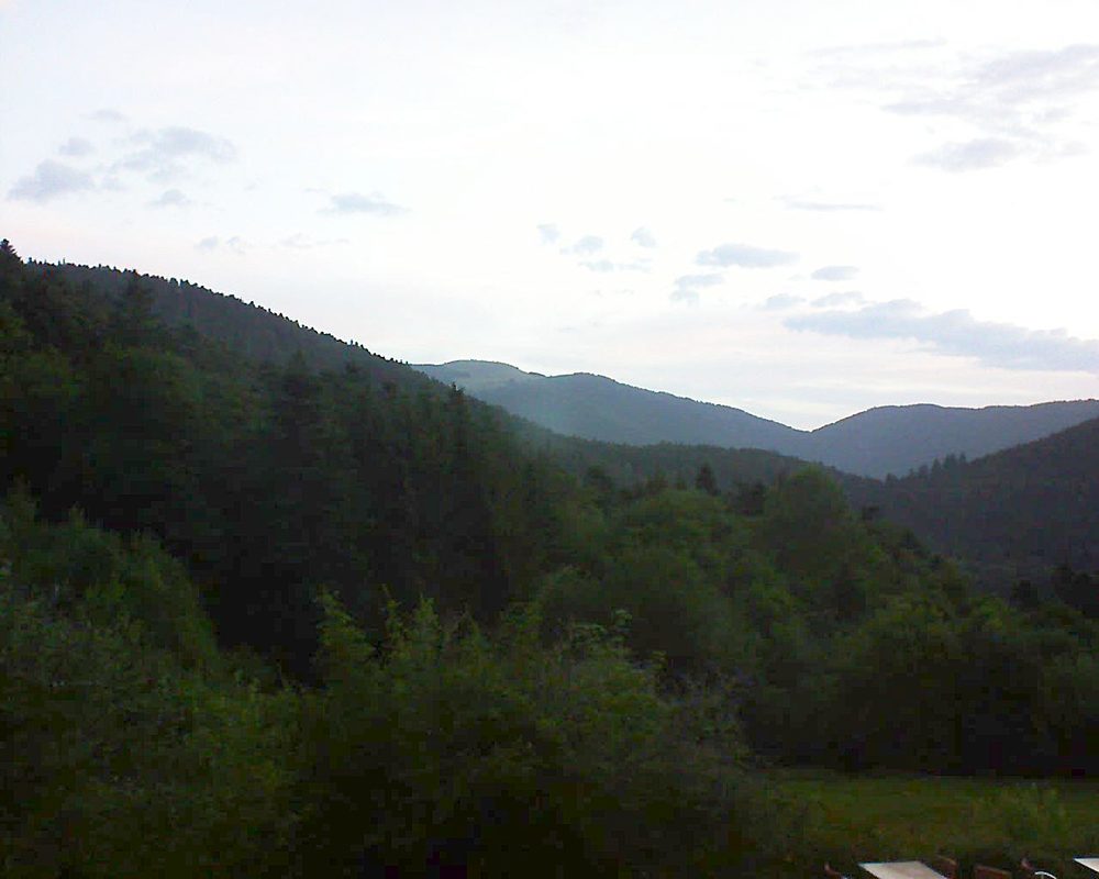 Le petit ballon vu depuis le Domaine Langmatt à Murbach le 11.08.2019 à 06:15 Le petit ballon (Alsace, Vosges) le 11.08.2019 à 06:15