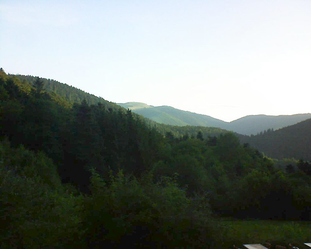 Le petit ballon vu depuis le Domaine Langmatt à Murbach le 11.08.2019 à 07:15 Le petit ballon (Alsace, Vosges) le 11.08.2019 à 07:15