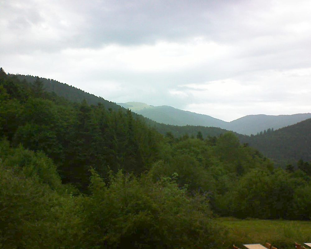 Le petit ballon vu depuis le Domaine Langmatt à Murbach le 11.08.2019 à 16:30 Le petit ballon (Alsace, Vosges) le 11.08.2019 à 16:30