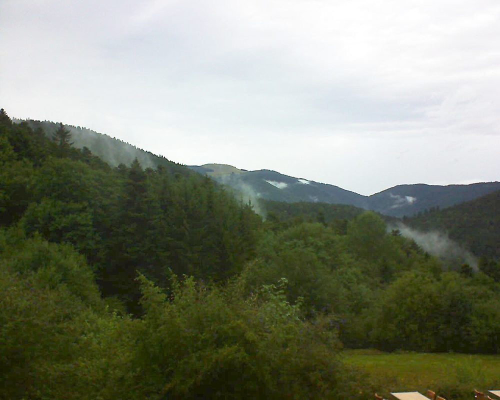 Le petit ballon vu depuis le Domaine Langmatt à Murbach le 11.08.2019 à 18:15 Le petit ballon (Alsace, Vosges) le 11.08.2019 à 18:15