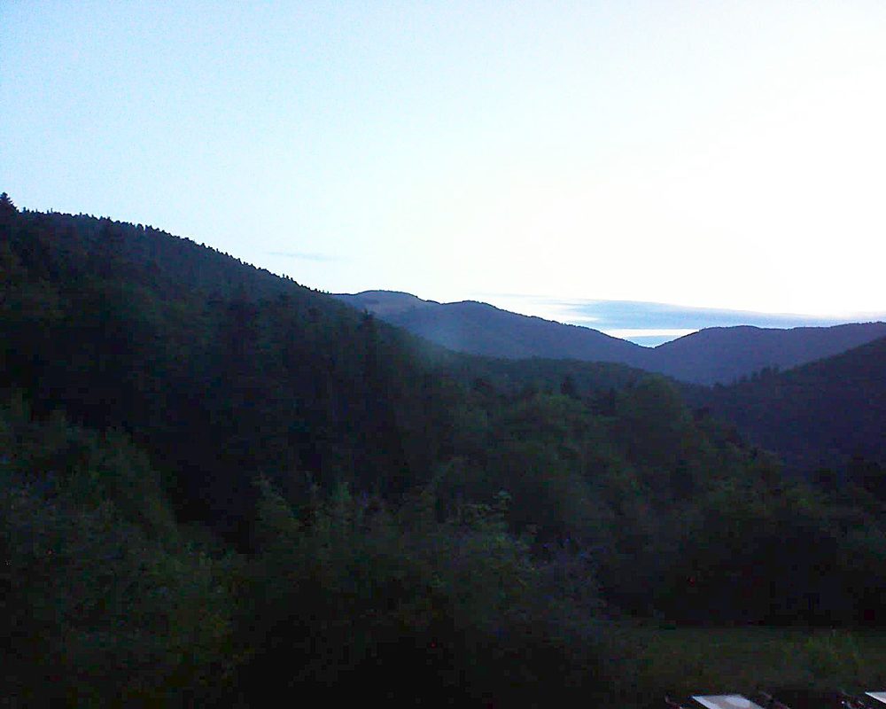 Le petit ballon vu depuis le Domaine Langmatt à Murbach le 14.08.2019 à 06:15 Le petit ballon (Alsace, Vosges) le 14.08.2019 à 06:15