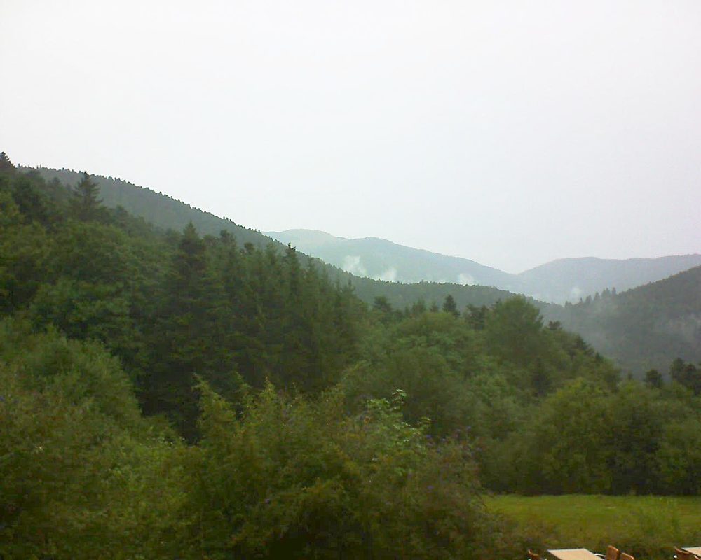 Le petit ballon vu depuis le Domaine Langmatt à Murbach le 20.08.2019 à 15:15 Le petit ballon (Alsace, Vosges) le 20.08.2019 à 15:15