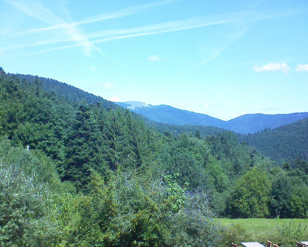 Le petit ballon vu depuis le Domaine Langmatt à Murbach le 21.08.2019 à 12:30 Le petit ballon (Alsace, Vosges) le 21.08.2019 à 12:30