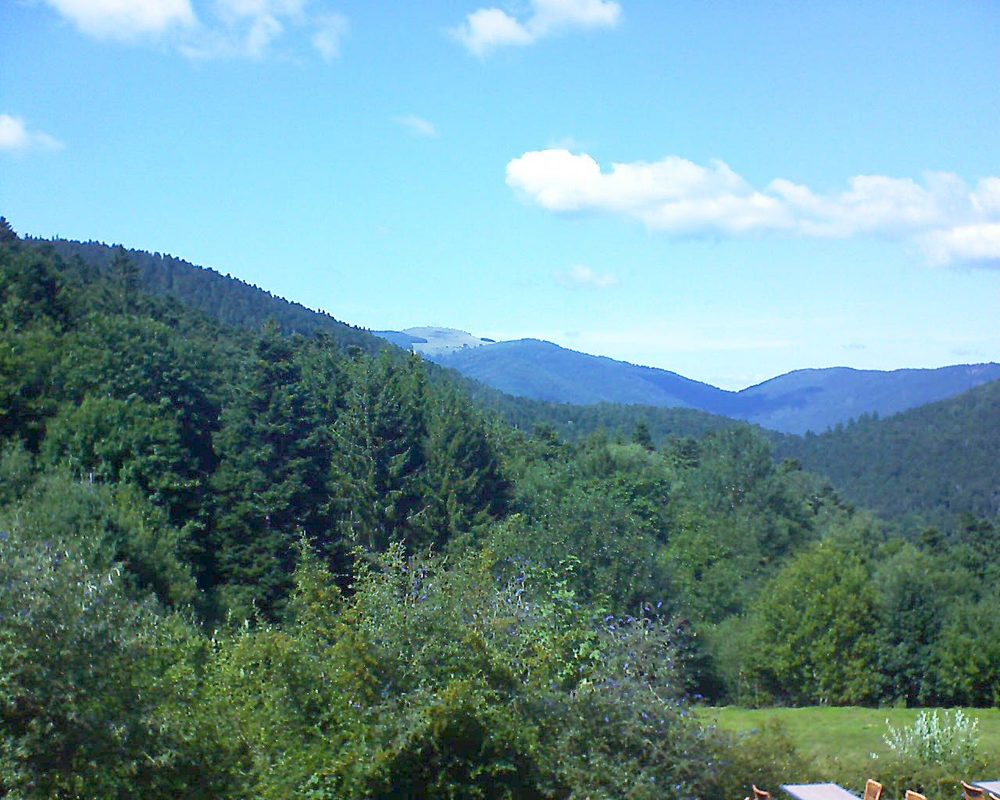 Le petit ballon vu depuis le Domaine Langmatt à Murbach le 21.08.2019 à 15:00 Le petit ballon (Alsace, Vosges) le 21.08.2019 à 15:00