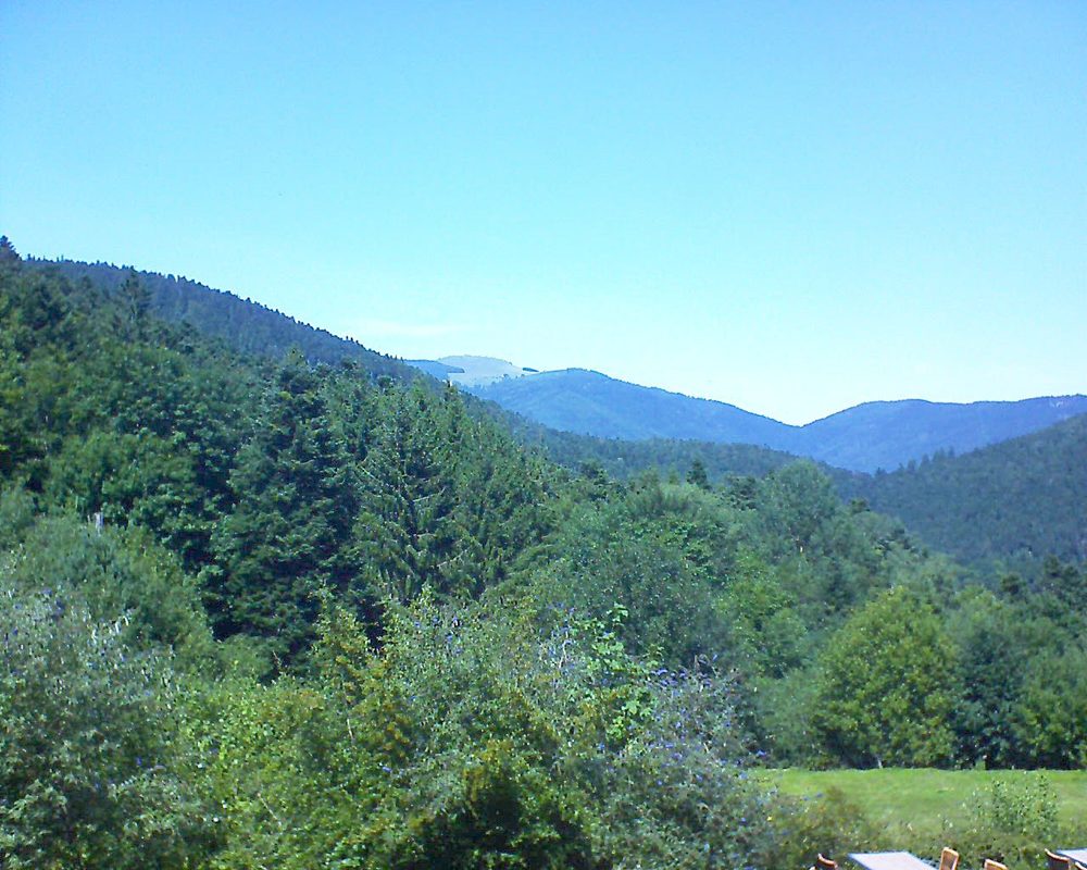 Le petit ballon vu depuis le Domaine Langmatt à Murbach le 22.08.2019 à 14:00 Le petit ballon (Alsace, Vosges) le 22.08.2019 à 14:00