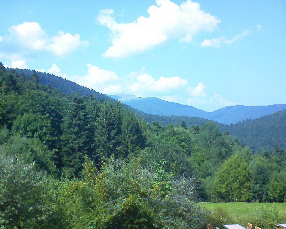 Le petit ballon vu depuis le Domaine Langmatt à Murbach le 25.08.2019 à 15:00 Le petit ballon (Alsace, Vosges) le 25.08.2019 à 15:00