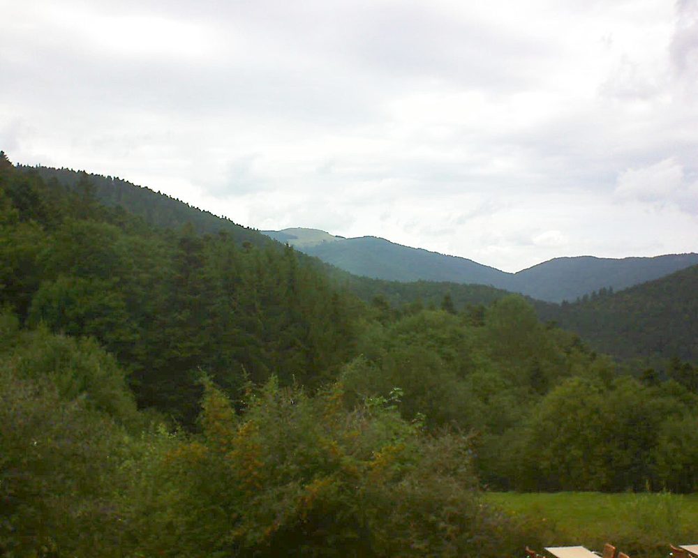 Le petit ballon vu depuis le Domaine Langmatt à Murbach le 01.09.2019 à 12:15 Le petit ballon (Alsace, Vosges) le 01.09.2019 à 12:15