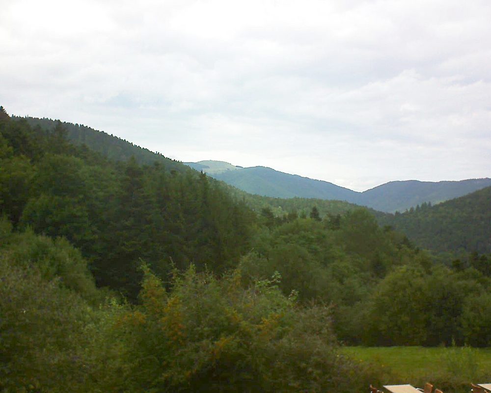 Le petit ballon vu depuis le Domaine Langmatt à Murbach le 01.09.2019 à 14:15 Le petit ballon (Alsace, Vosges) le 01.09.2019 à 14:15