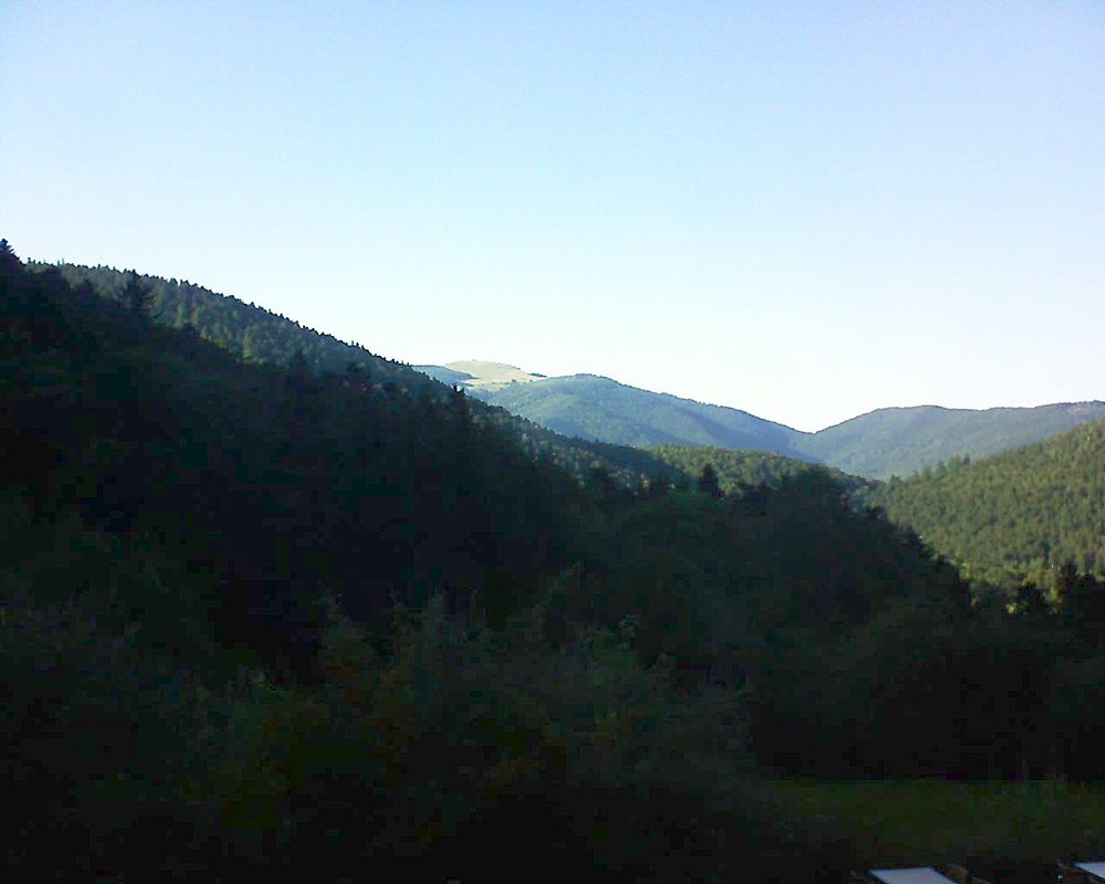Le petit ballon vu depuis le Domaine Langmatt à Murbach le 04.09.2019 à 18:00 Le petit ballon (Alsace, Vosges) le 04.09.2019 à 18:00