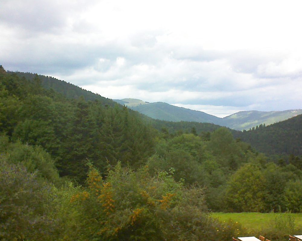 Le petit ballon vu depuis le Domaine Langmatt à Murbach le 07.09.2019 à 13:30 Le petit ballon (Alsace, Vosges) le 07.09.2019 à 13:30