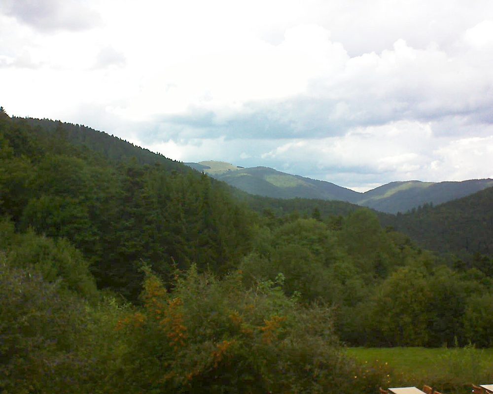 Le petit ballon vu depuis le Domaine Langmatt à Murbach le 07.09.2019 à 14:45 Le petit ballon (Alsace, Vosges) le 07.09.2019 à 14:45
