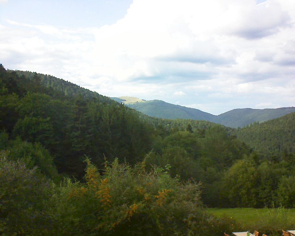 Le petit ballon vu depuis le Domaine Langmatt à Murbach le 07.09.2019 à 17:30 Le petit ballon (Alsace, Vosges) le 07.09.2019 à 17:30
