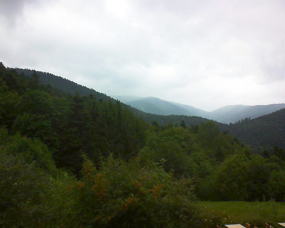 Le petit ballon vu depuis le Domaine Langmatt à Murbach le 08.09.2019 à 12:15 Le petit ballon (Alsace, Vosges) le 08.09.2019 à 12:15