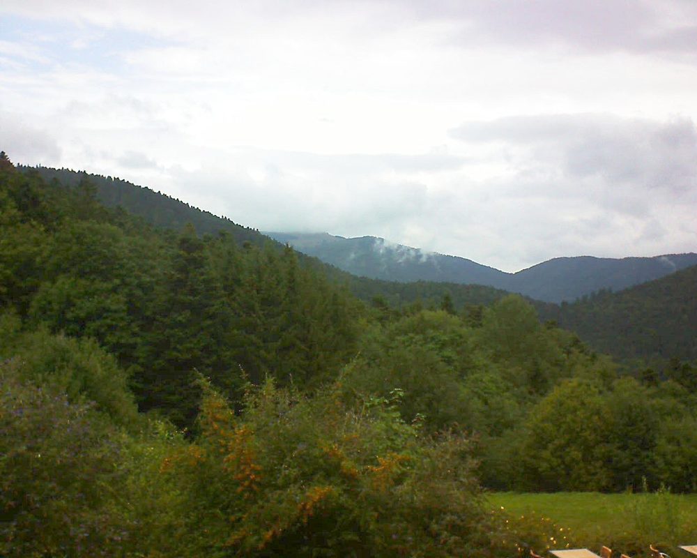 Le petit ballon vu depuis le Domaine Langmatt à Murbach le 08.09.2019 à 14:30 Le petit ballon (Alsace, Vosges) le 08.09.2019 à 14:30