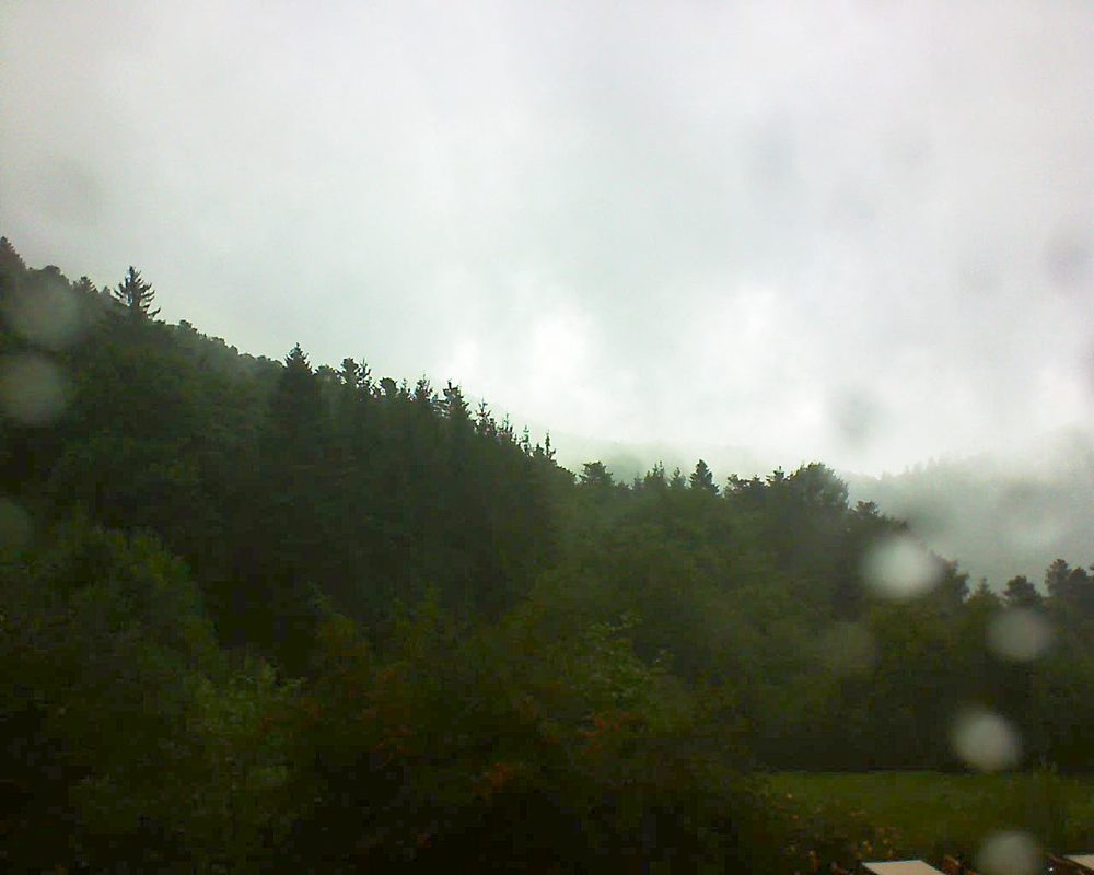 Le petit ballon vu depuis le Domaine Langmatt à Murbach le 08.09.2019 à 18:00 Le petit ballon (Alsace, Vosges) le 08.09.2019 à 18:00