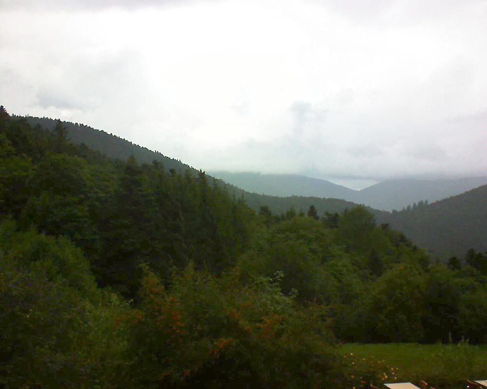 Le petit ballon vu depuis le Domaine Langmatt à Murbach le 09.09.2019 à 12:15 Le petit ballon (Alsace, Vosges) le 09.09.2019 à 12:15