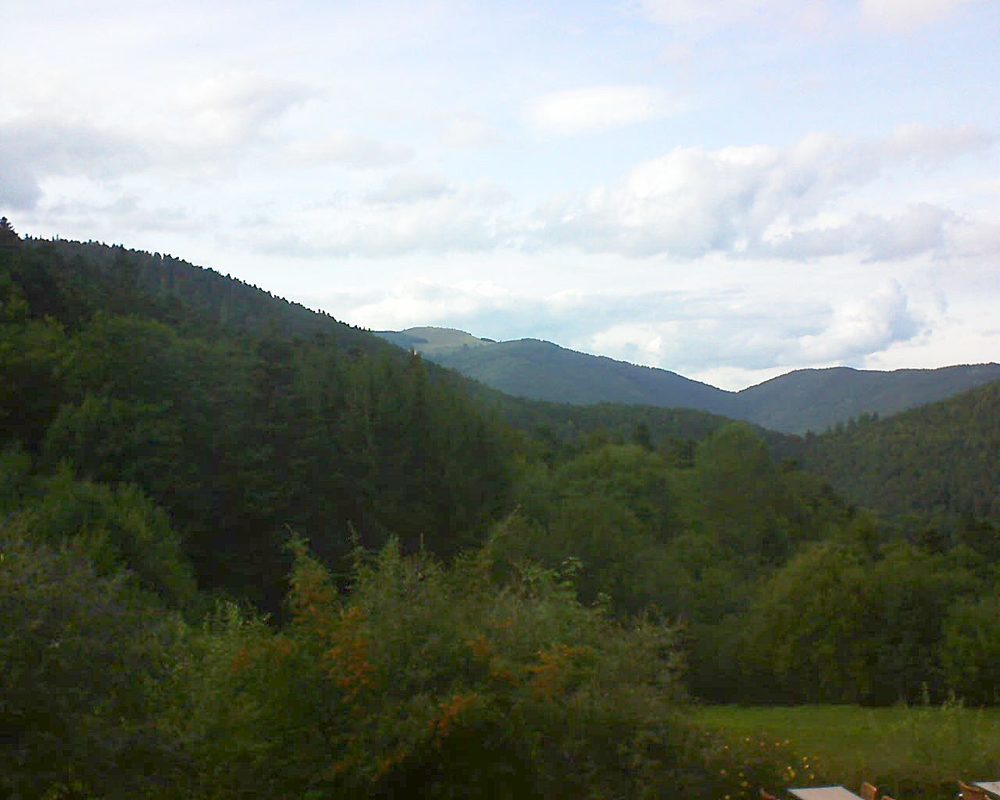 Le petit ballon vu depuis le Domaine Langmatt à Murbach le 09.09.2019 à 18:15 Le petit ballon (Alsace, Vosges) le 09.09.2019 à 18:15