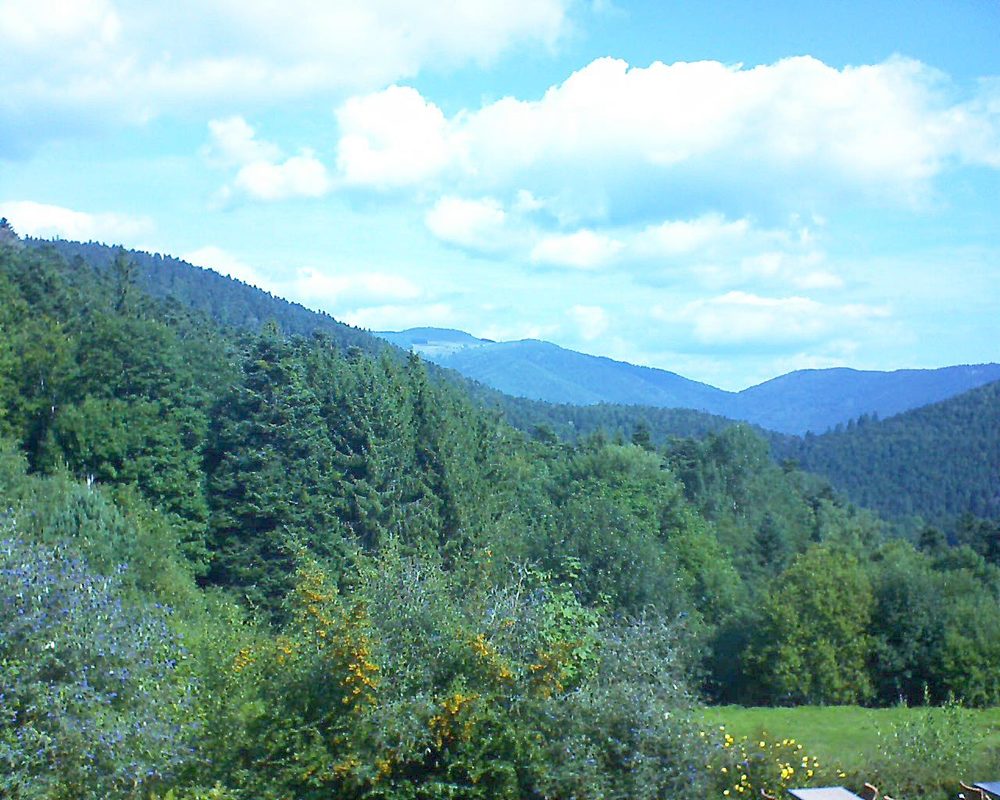 Le petit ballon vu depuis le Domaine Langmatt à Murbach le 11.09.2019 à 11:15 Le petit ballon (Alsace, Vosges) le 11.09.2019 à 11:15