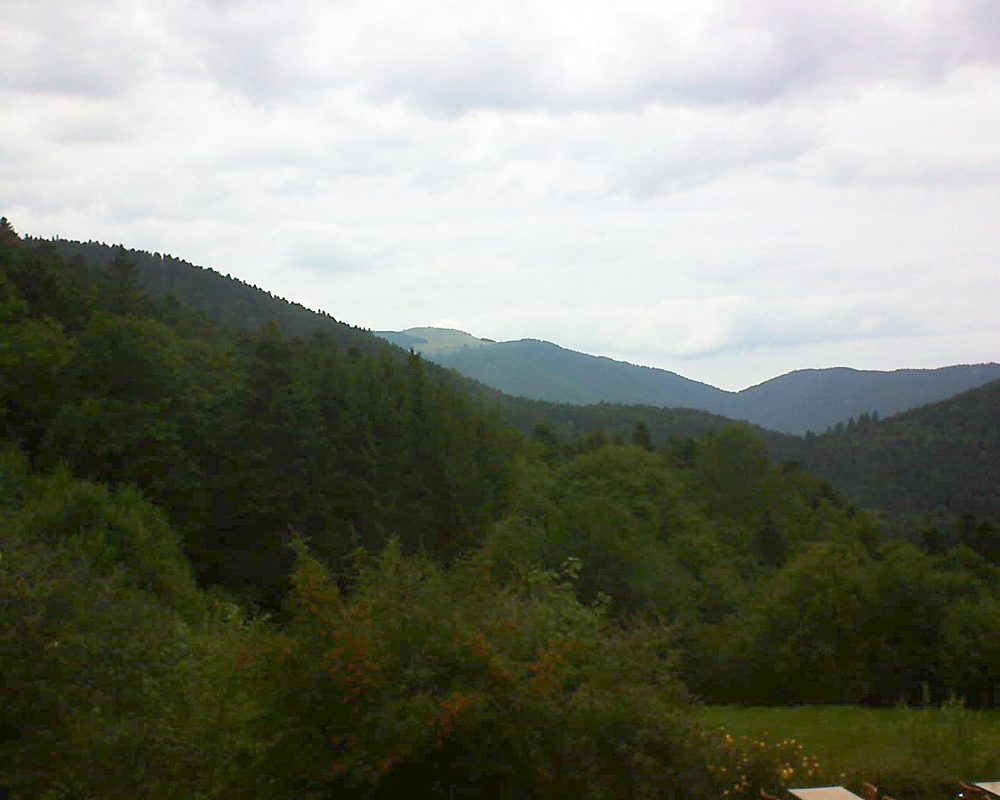 Le petit ballon vu depuis le Domaine Langmatt à Murbach le 11.09.2019 à 13:30 Le petit ballon (Alsace, Vosges) le 11.09.2019 à 13:30