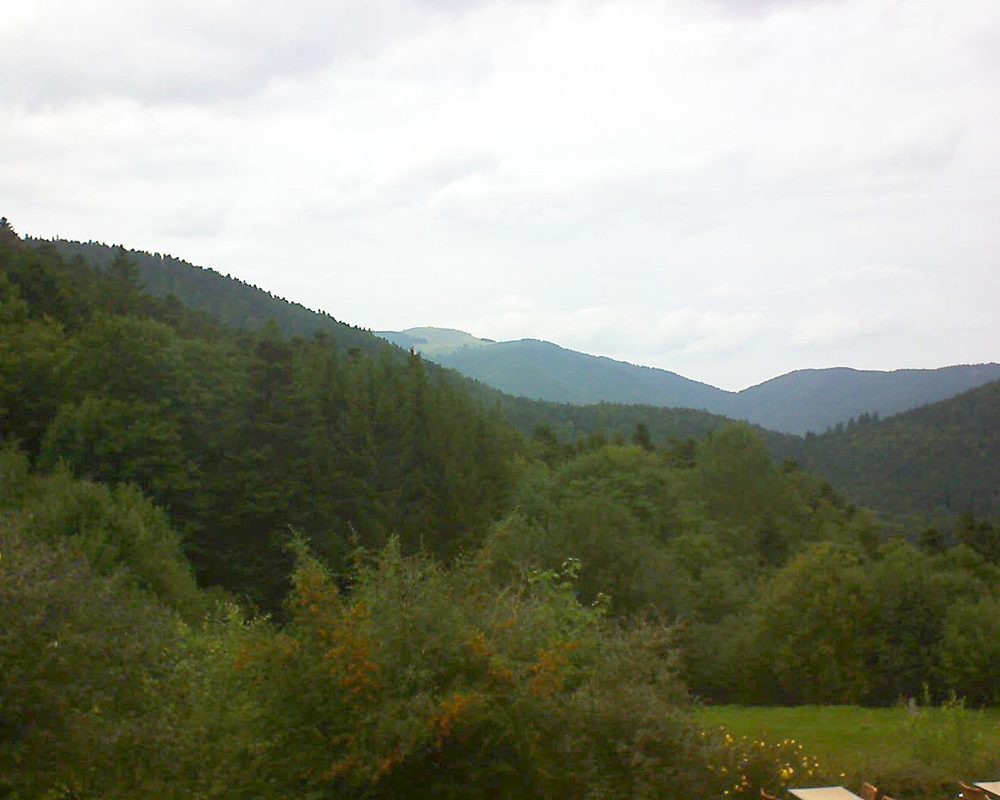 Le petit ballon vu depuis le Domaine Langmatt à Murbach le 11.09.2019 à 15:30 Le petit ballon (Alsace, Vosges) le 11.09.2019 à 15:30