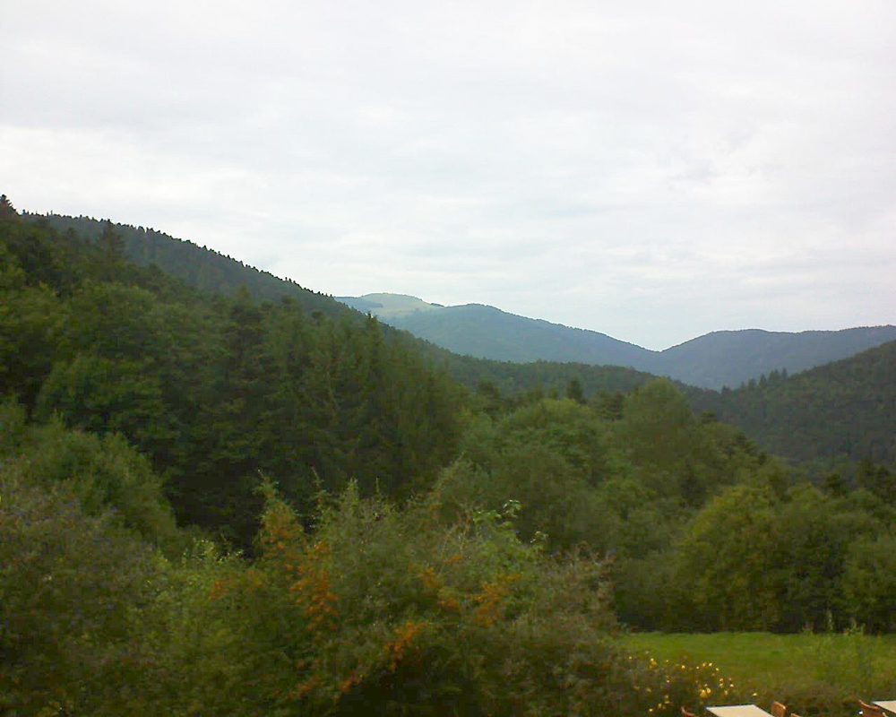 Le petit ballon vu depuis le Domaine Langmatt à Murbach le 11.09.2019 à 17:15 Le petit ballon (Alsace, Vosges) le 11.09.2019 à 17:15