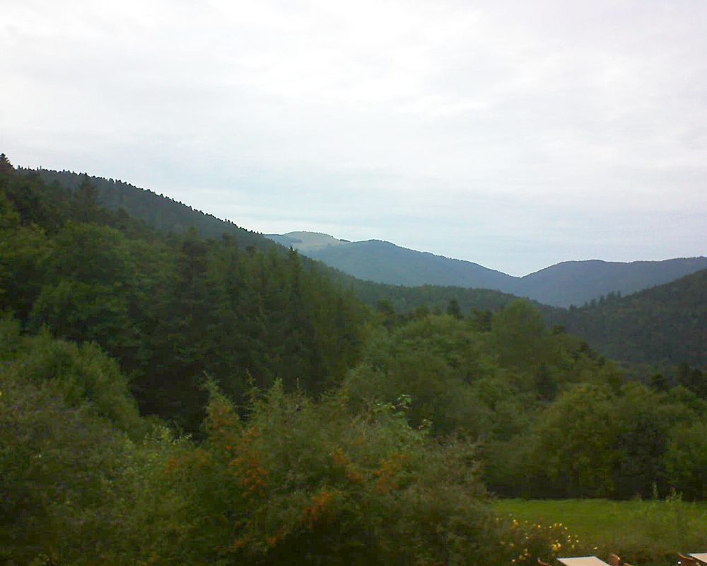 Le petit ballon vu depuis le Domaine Langmatt à Murbach le 11.09.2019 à 18:15 Le petit ballon (Alsace, Vosges) le 11.09.2019 à 18:15