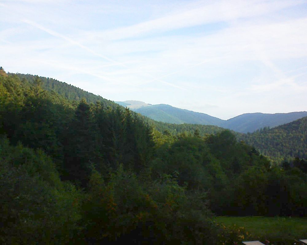 Le petit ballon vu depuis le Domaine Langmatt à Murbach le 14.09.2019 à 09:15 Le petit ballon (Alsace, Vosges) le 14.09.2019 à 09:15